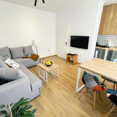 Millennium Bridge Cozy Apartment Top Location Podgorica Esterno foto